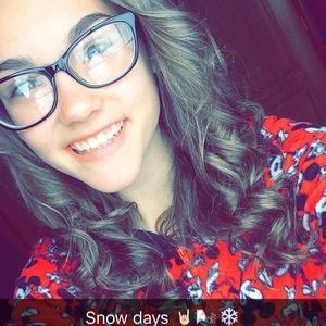 Meet your Posher, Deanna